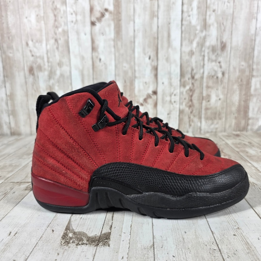 Jordan‎ 12 Retro Reverse Flu Game Kids Varsity Red Black 153265-602 Size 7Y